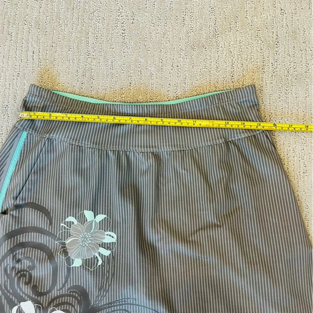 Tail Floral Taupe Teal Skort